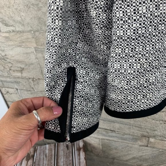 White House Black Market CONTRAST TWEED JACKET - Picture 5 of 8